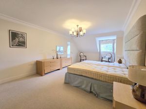 Photo 27- click for photo gallery